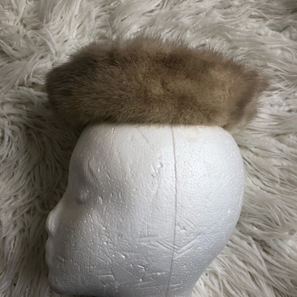 Vintage Handmade Beige Suede & Mink Fur Jackie Kennedy Onassis Pillbox Hat OS - Picture 3 of 7